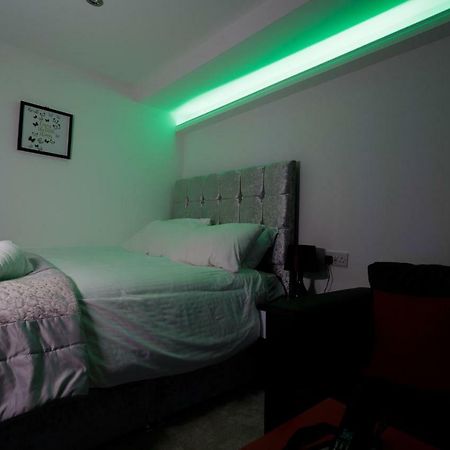 Clifton Bespoke Serviced Apartments Лідс Екстер'єр фото