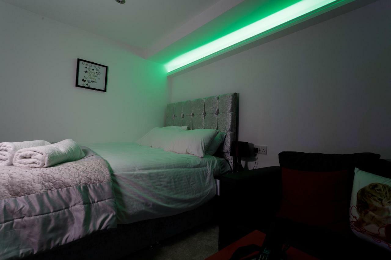 Clifton Bespoke Serviced Apartments Лідс Екстер'єр фото